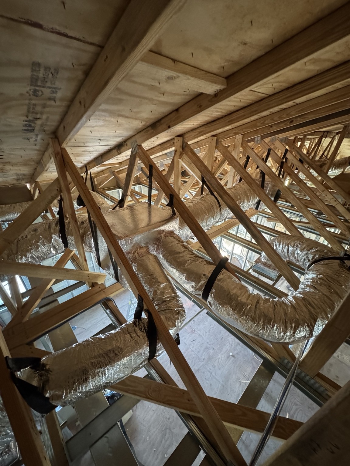 Custom duct design and air distribution system